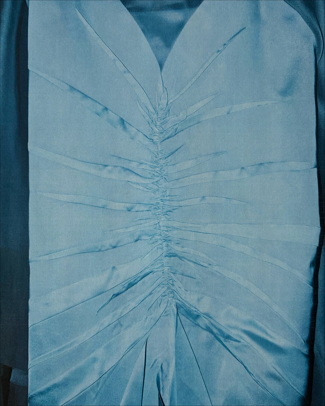 JIL SANDER MAKES THE CRINKLES DELIBERATE (image 6)