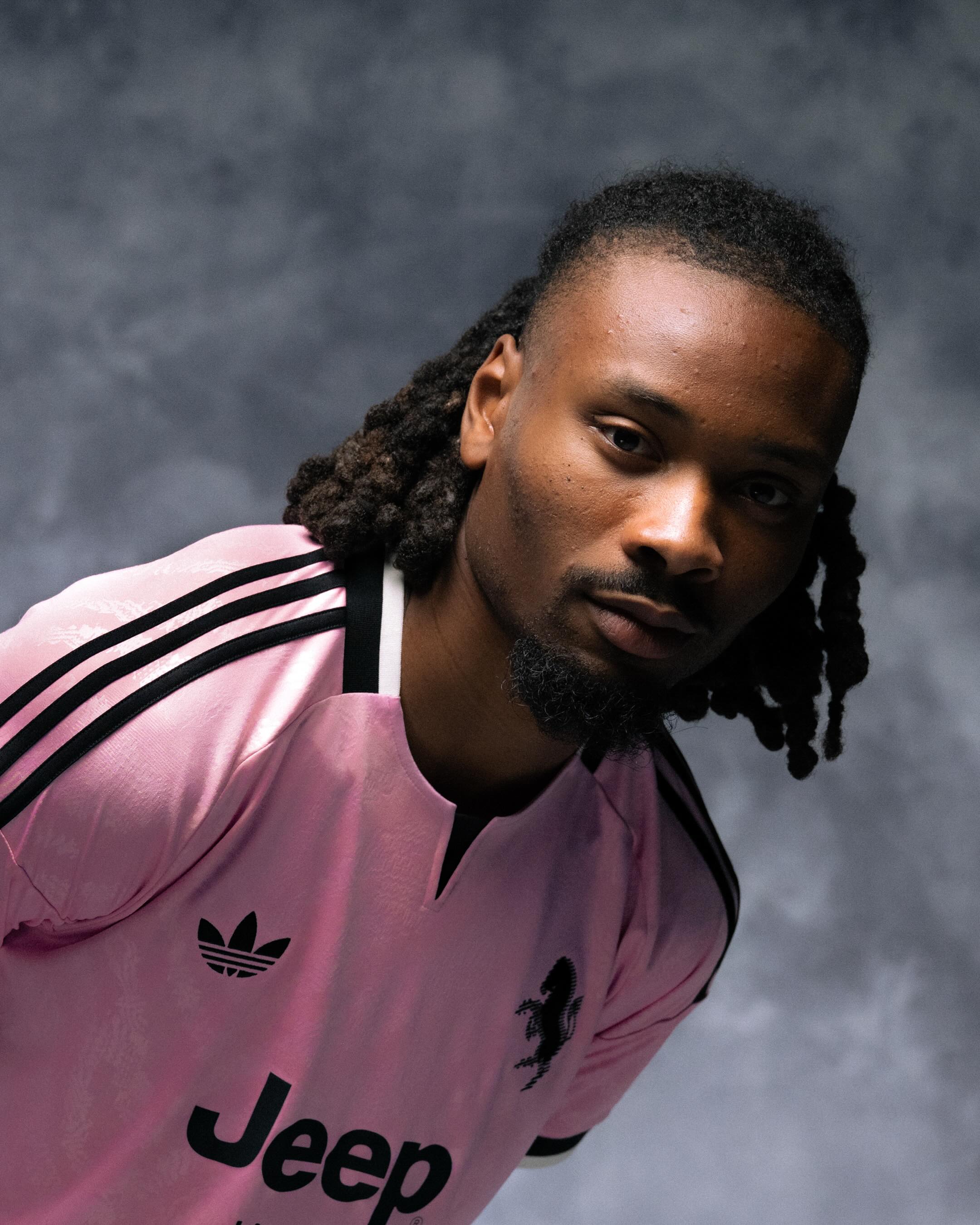 JUVENTUS REVIVES 1898 PINK FOR NEW ADIDAS AWAY KIT (image 2)