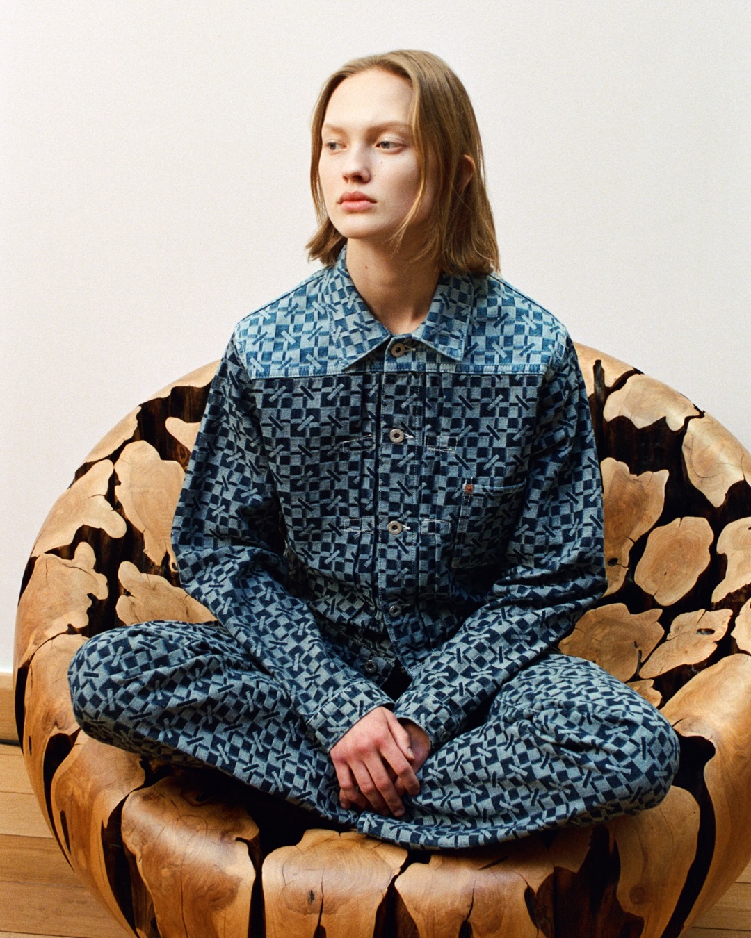 KENZO KENZOGRAM TURNS TWO DENIM PIECES INTO ONE FIELD (image 2)