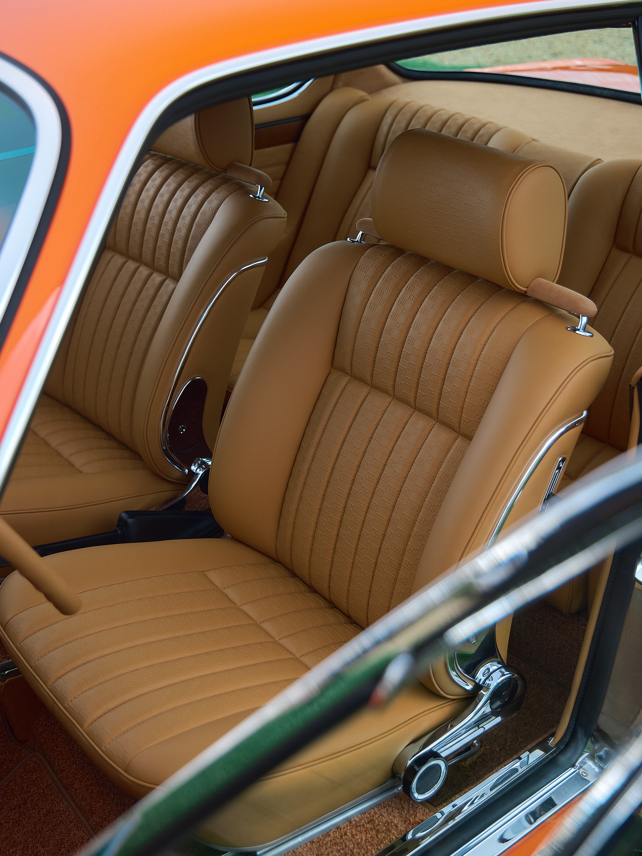 KITH REBUILDS A 1972 BMW TO SELL A COLOR (image 8)