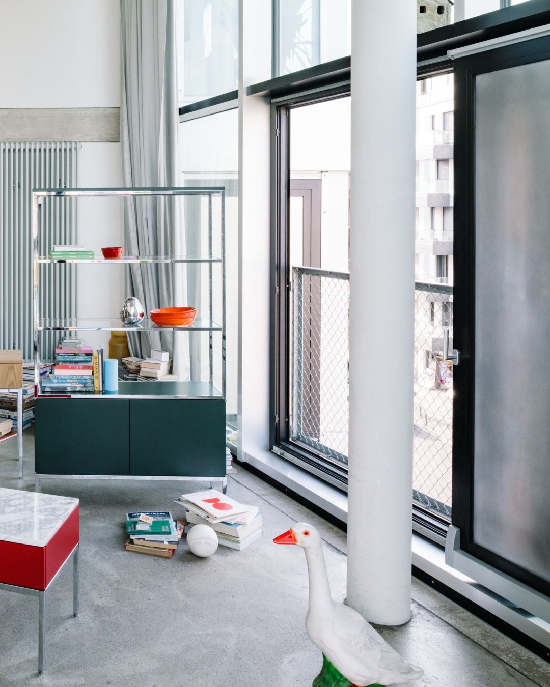 KNOLL CHERMAYEFF STORAGE RESHAPES THE 1961 CREDENZA (image 2)