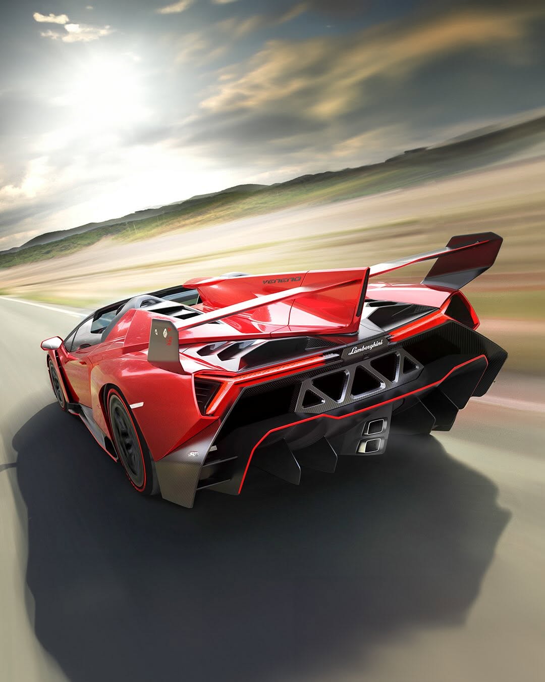 Nine Units and No Apologies: The Lamborghini Veneno Roadster at 13 (image 5)