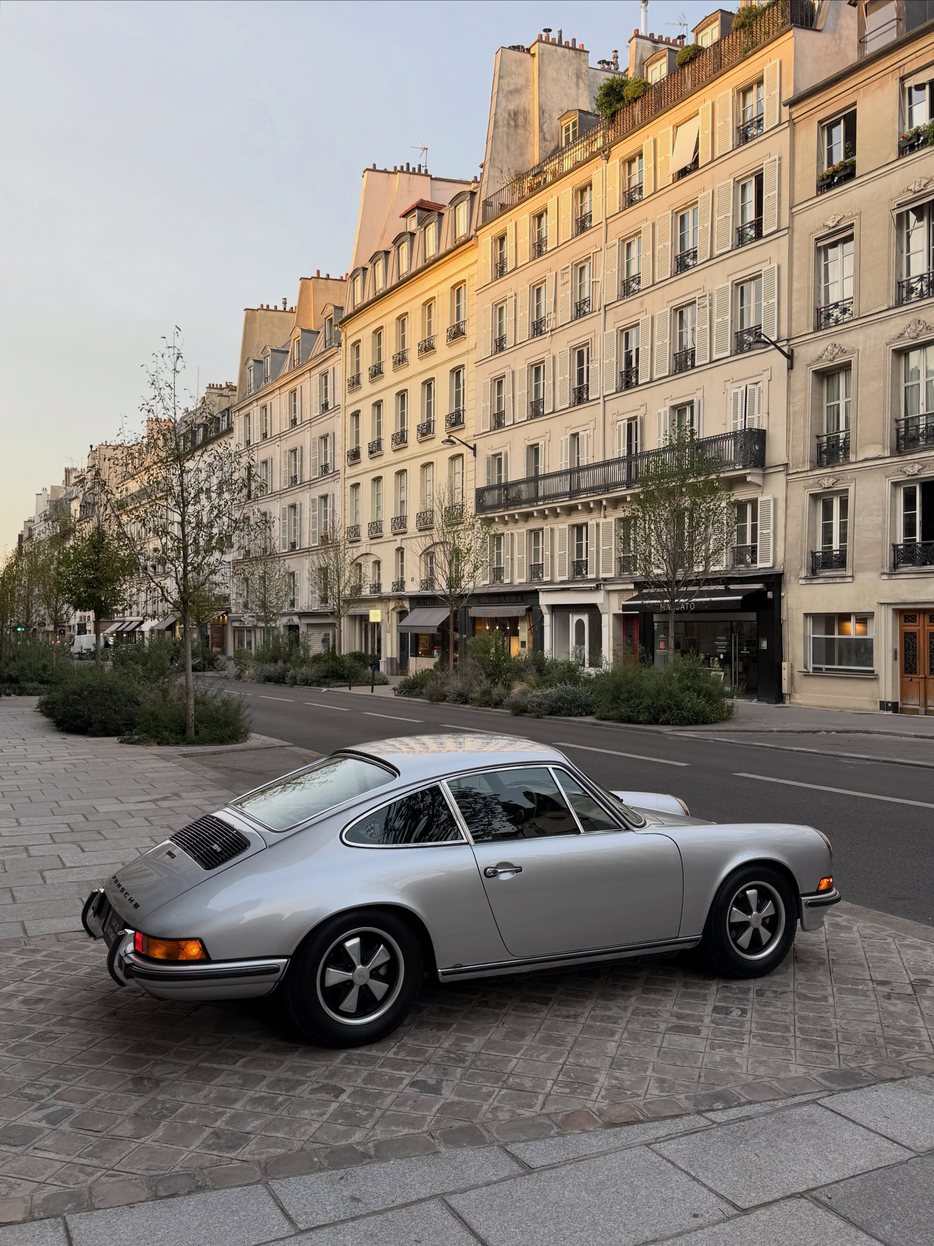 Vasek Polak Delivered This 1973 Porsche 911 2.4 S New (image 5)