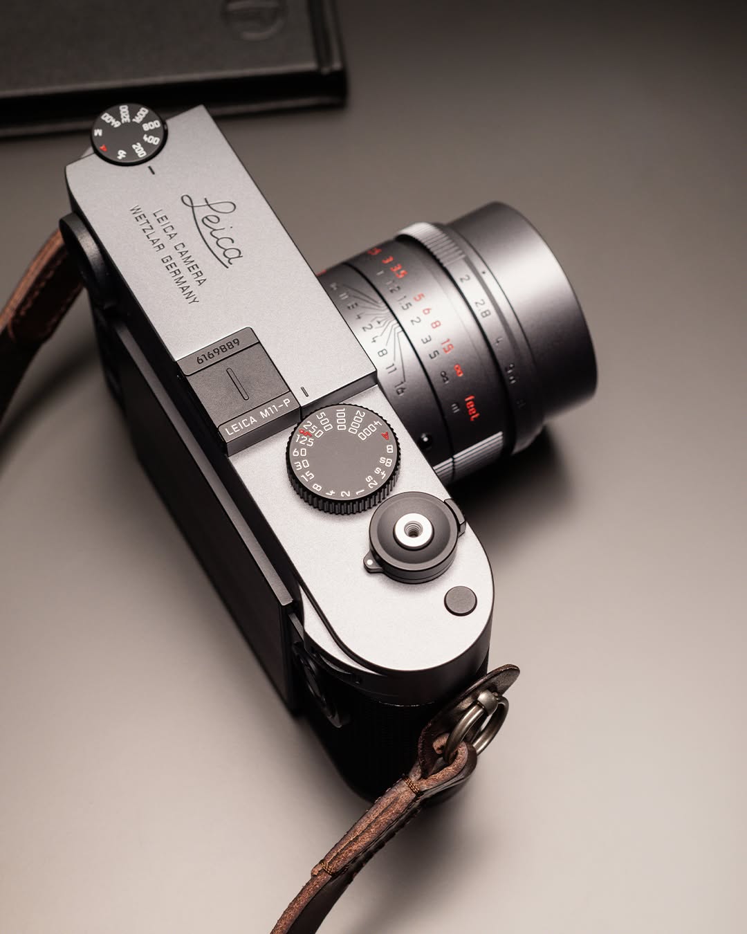 LEICA METAL GRAY M11-P IS A $10,400 COAT OF PAINT (image 3)