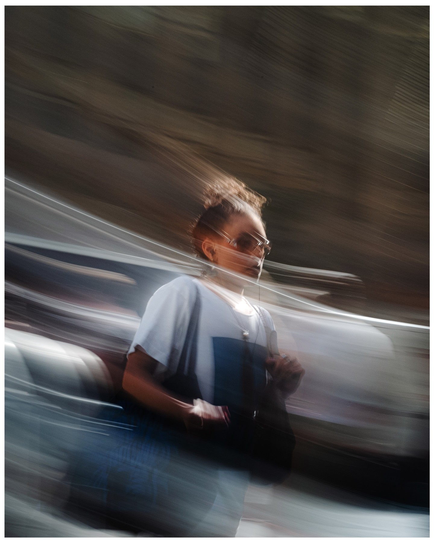 Leica M10 P Long Exposure Turns Passersby Into Trails (image 8)