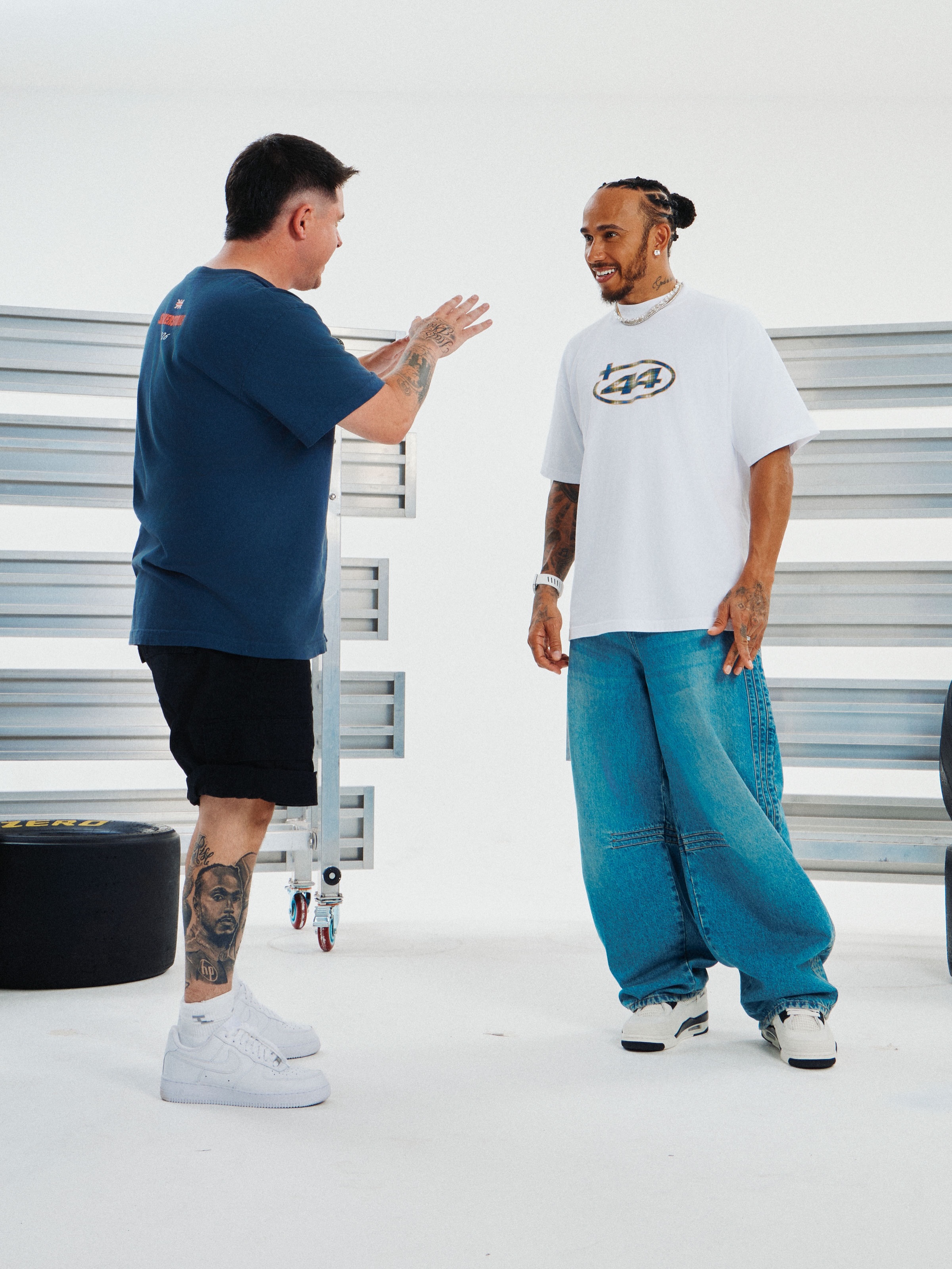 LEWIS HAMILTON'S PLUS44 SILVERSTONE DROP IS A BUSINESS MOVE (image 4)