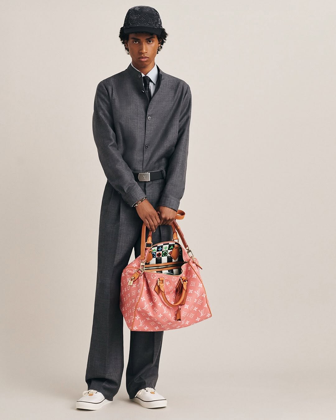 PHARRELL LV SS27 ACID RAIN MONOGRAM ARGUES FOR ORNAMENT (image 9)