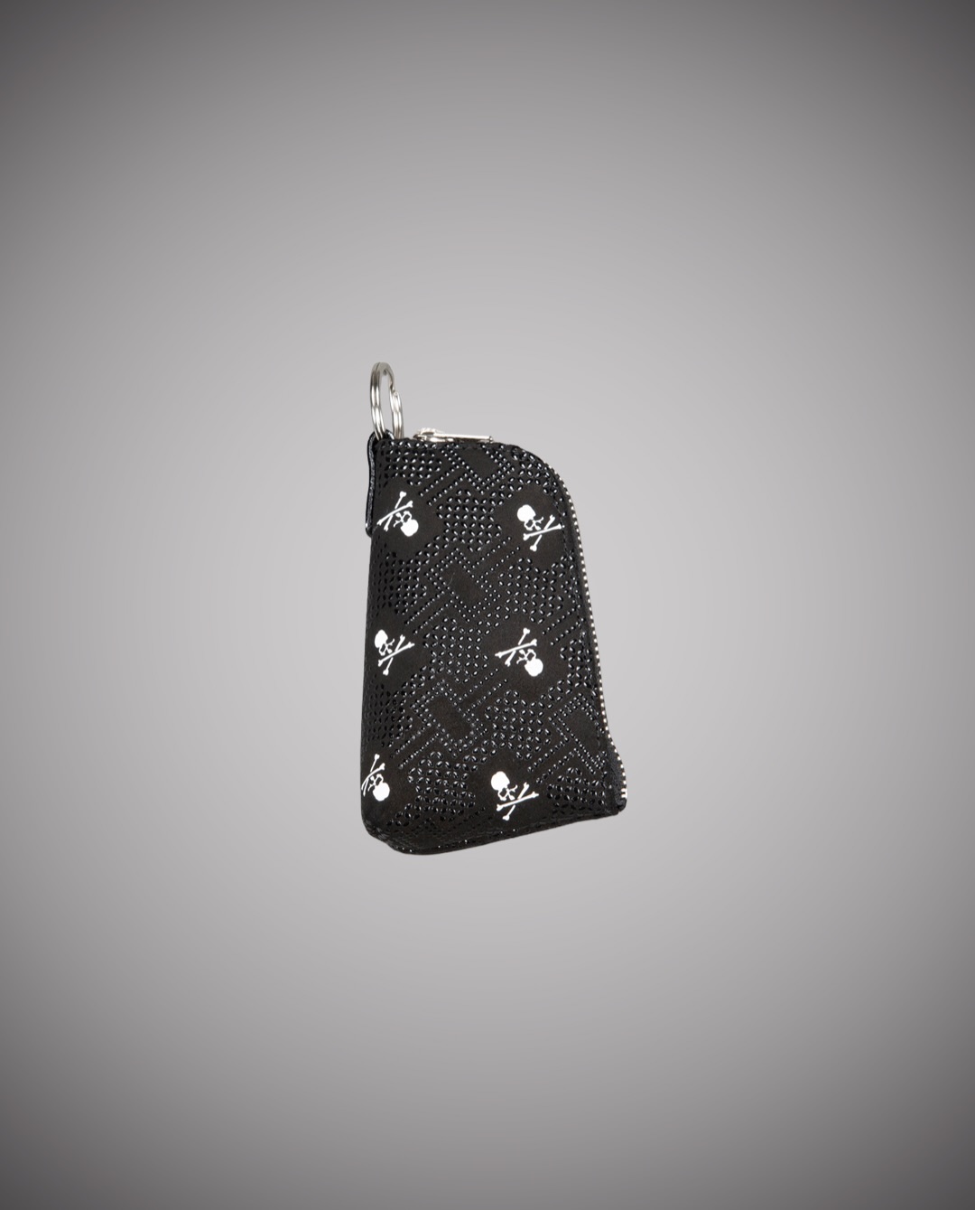 The mastermind JAPAN version of the Inden Ya x JIZAING deerskin and lacquer coin purse.