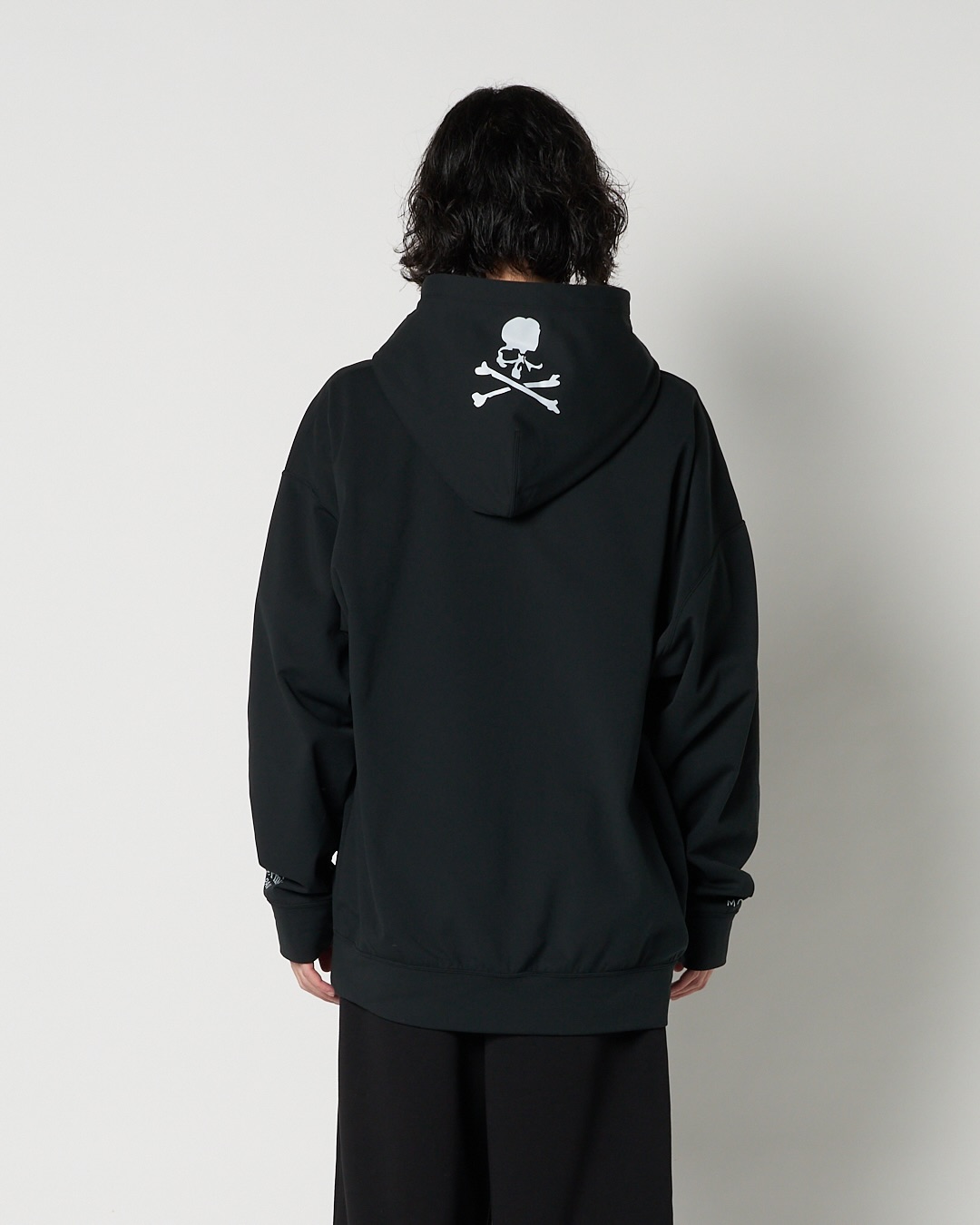 mastermind JAPAN Teases a MOONRAKERS Airfreak Ultra Light (image 2)