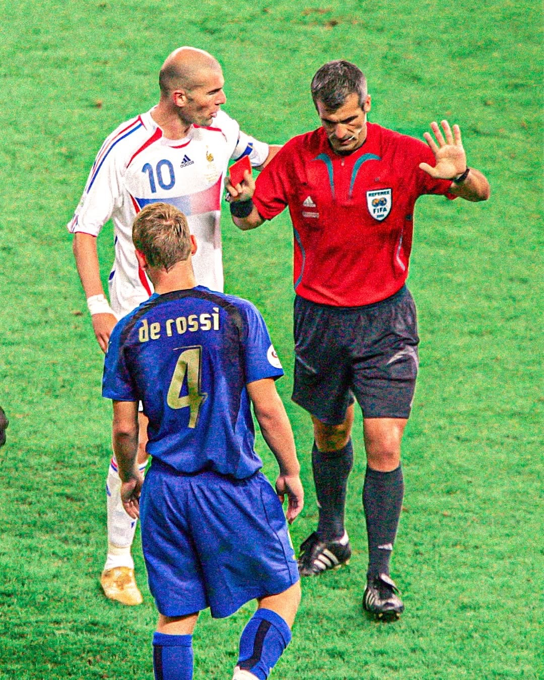 ZIDANE'S WHITE JERSEY, TWENTY YEARS AFTER THE HEADBUTT (image 4)