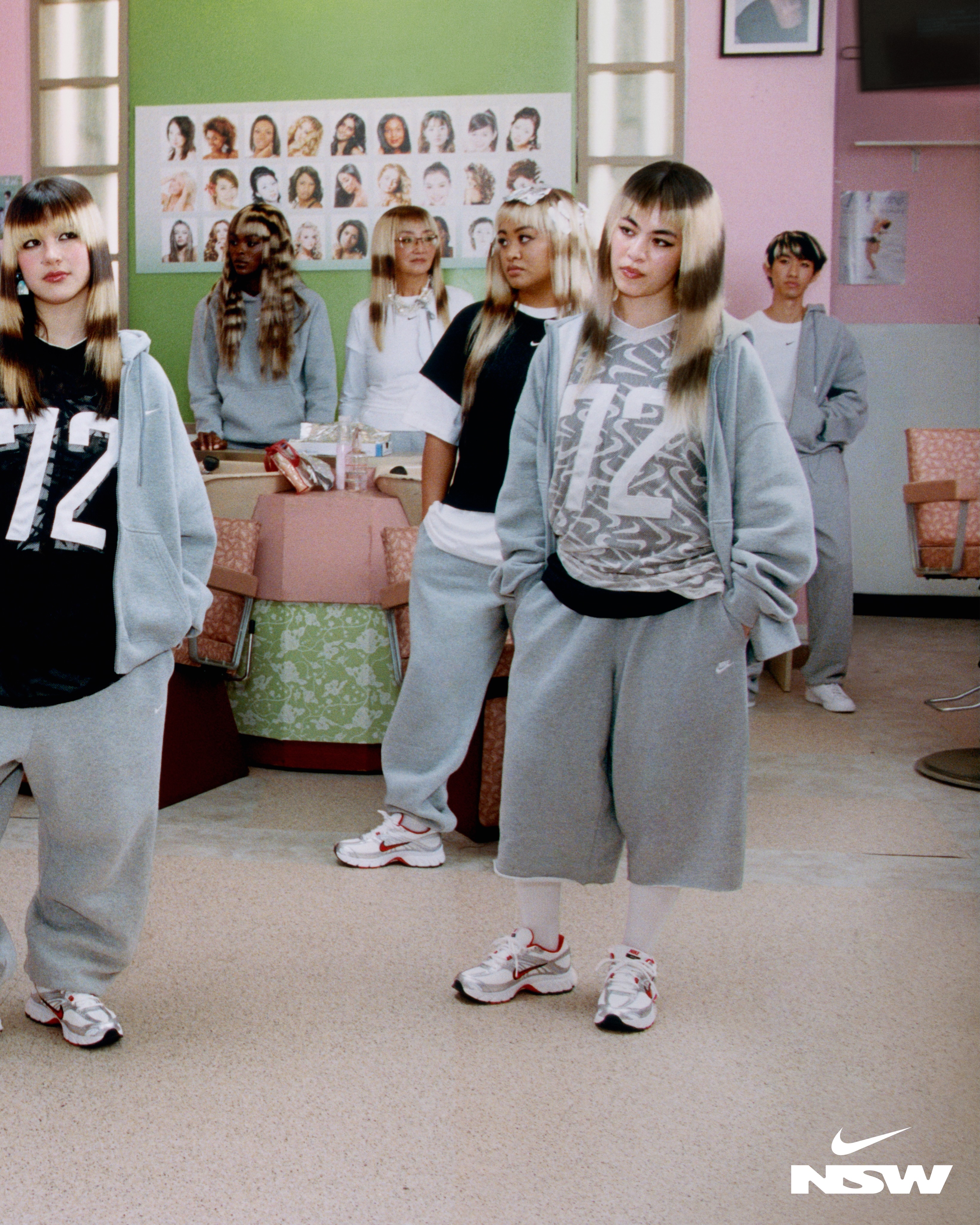 NIKE STUDIO FLEECE TIES ALYSA LIU'S RINK TO A SALON LOOK (image 3)