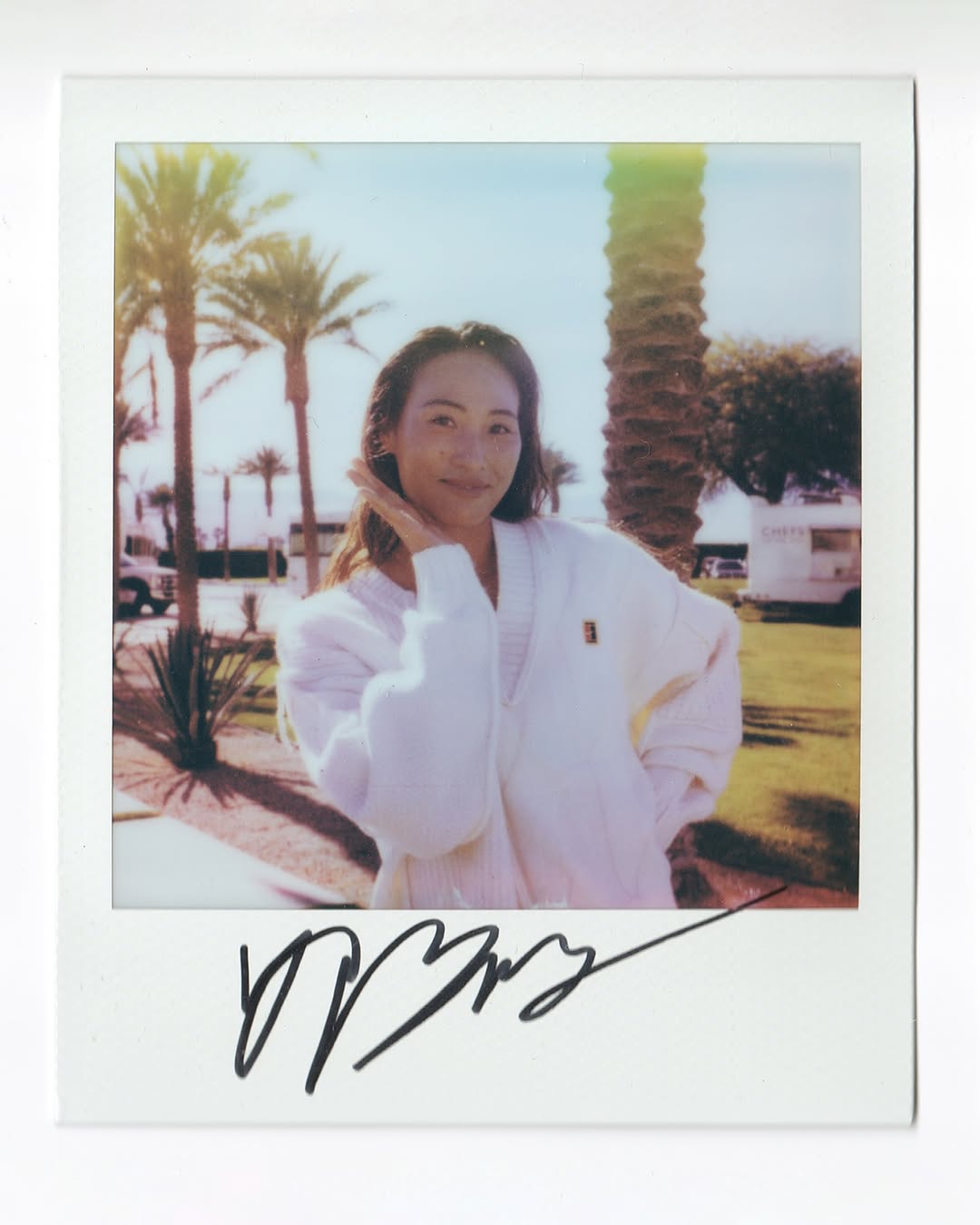 Zheng Qinwen Is on Set. The Nike Tennis Classic Is Available Now.