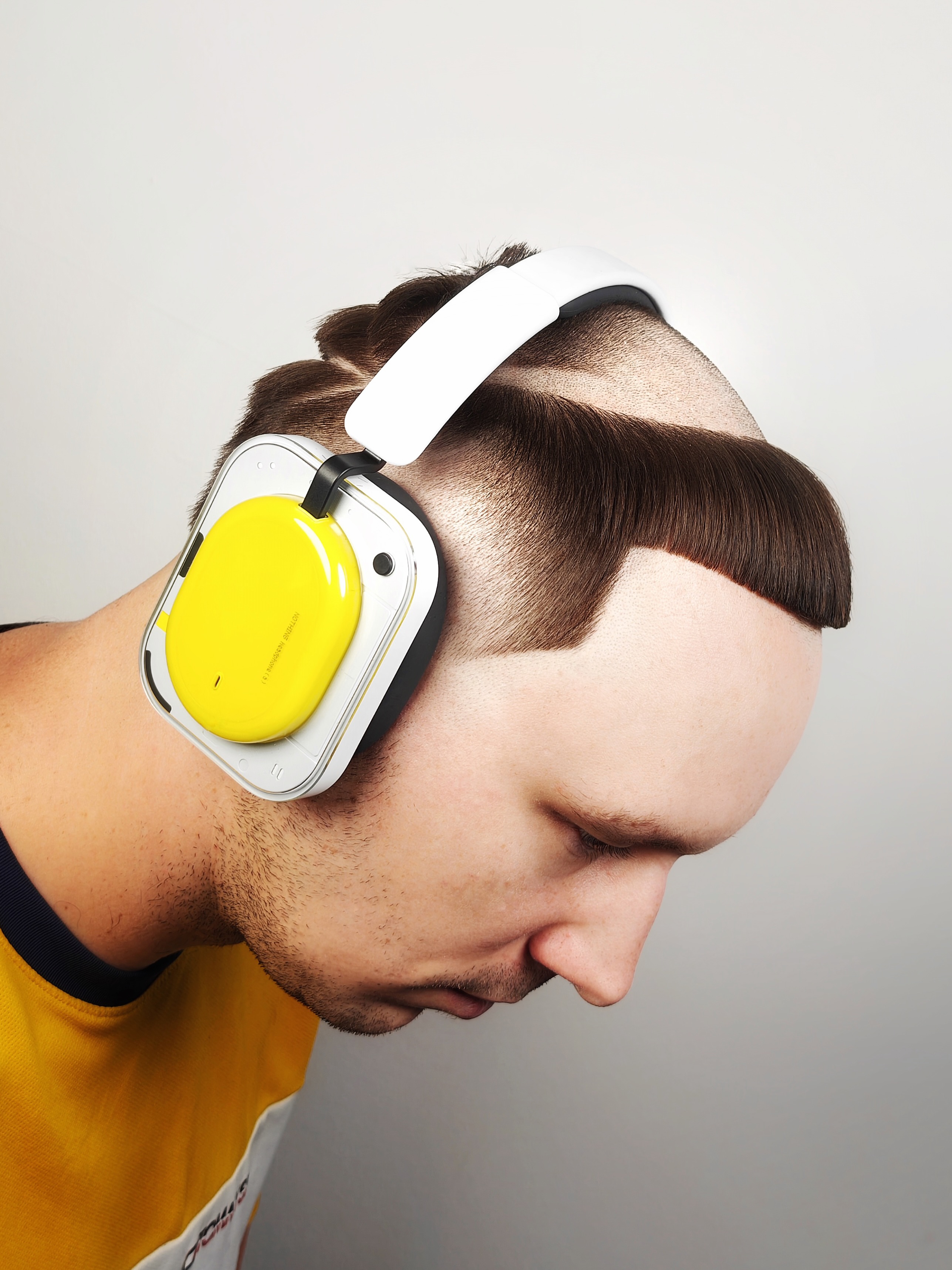 SHOT ON NOTHING TURNS THE $199 HEADPHONE (A) INTO ART (image 2)