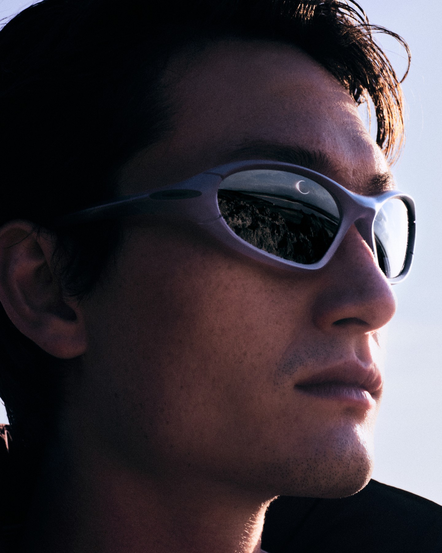 FROM GLASSES TO GARMENTS: OAKLEY JACKETS INCUBATION (image 6)