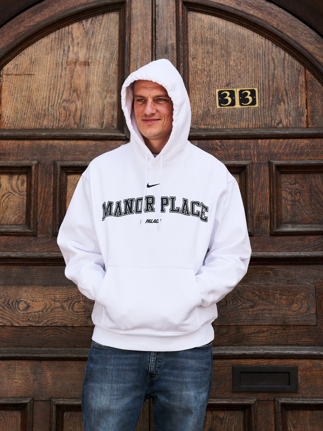 PALACE NIKE SHOP EXCLUSIVE BITS JUNE 26 (image 6)