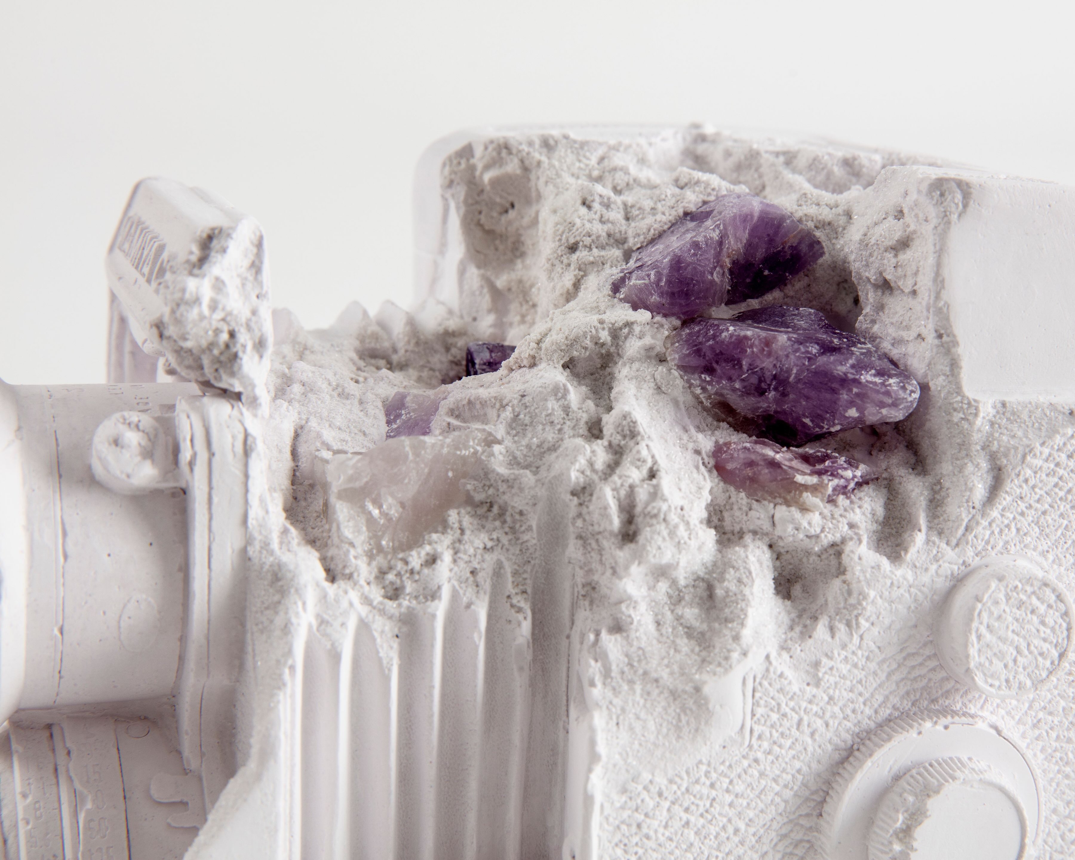 DANIEL ARSHAM TURNS TWO MAMIYA CAMERAS INTO MINERAL (image 2)