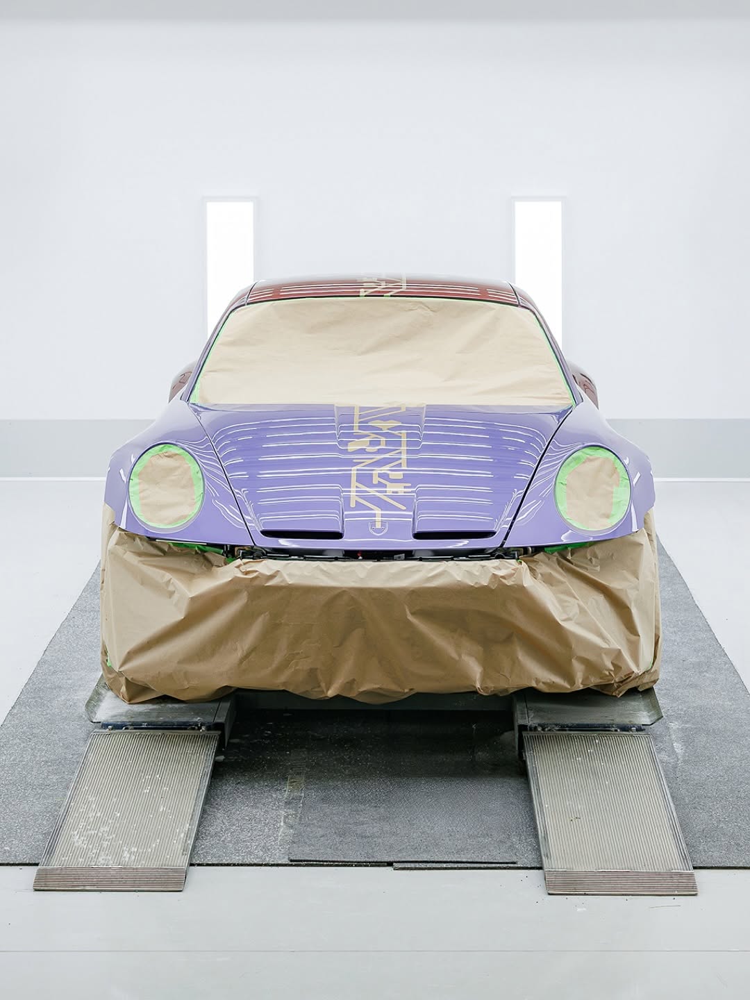 PORSCHE SONDERWUNSCH SPENT 400 HOURS ON ONE PAINT JOB