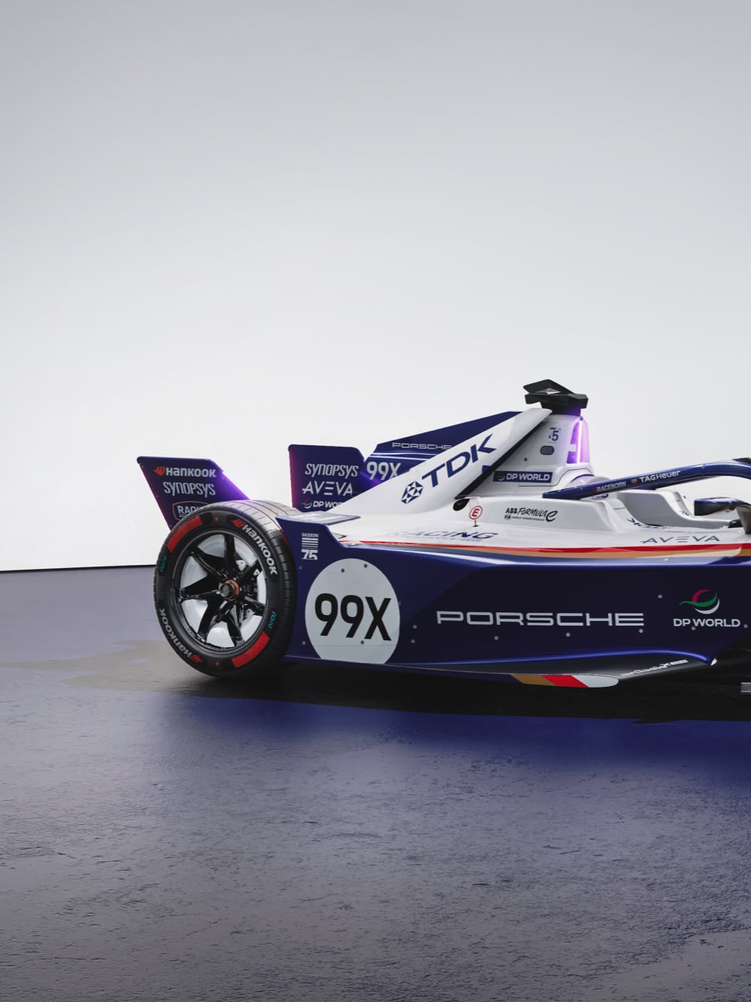 PORSCHE PUTS ROTHMANS 956 LIVERY ON ITS LAST 99X ELECTRIC (image 5)