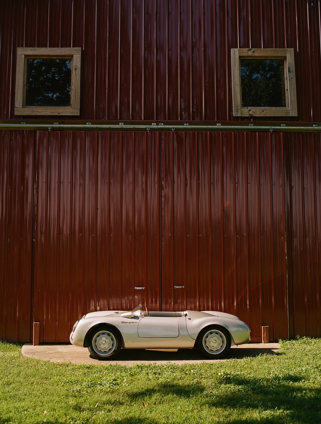 HEDLEY STUDIOS SHRINKS PORSCHE'S 550 SPYDER TO 80 PERCENT (image 9)