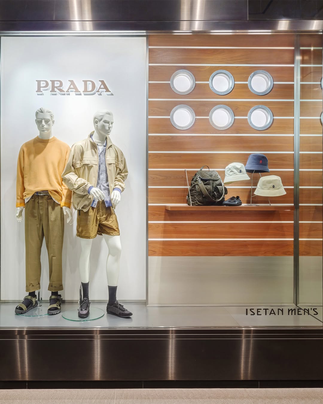 PRADA ISETAN SHINJUKU POP UP SAKAGUCHI JUNE 16 (image 2)
