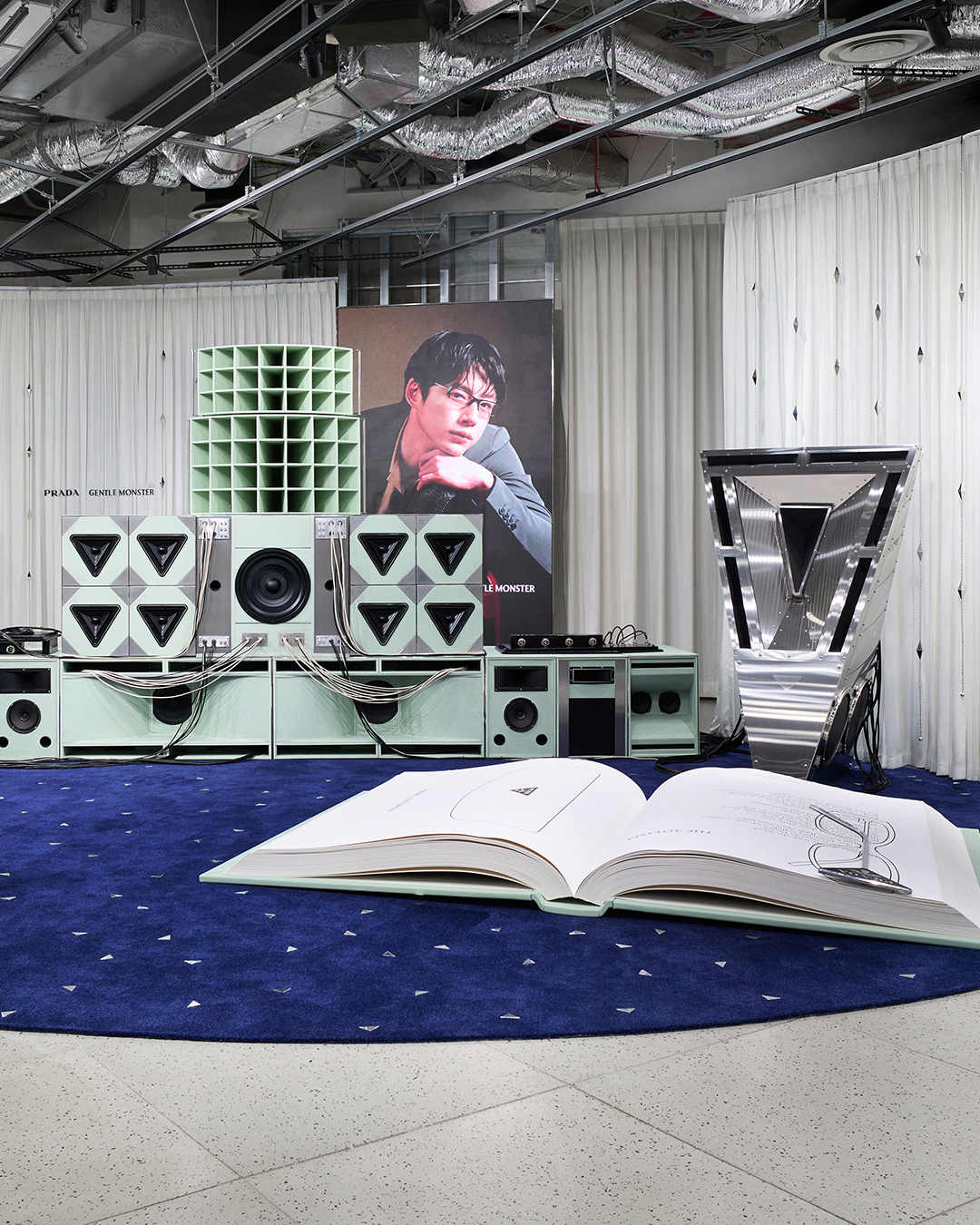 PRADA AND GENTLE MONSTER PUT A ROBOT IN AOYAMA JULY 3 (image 3)