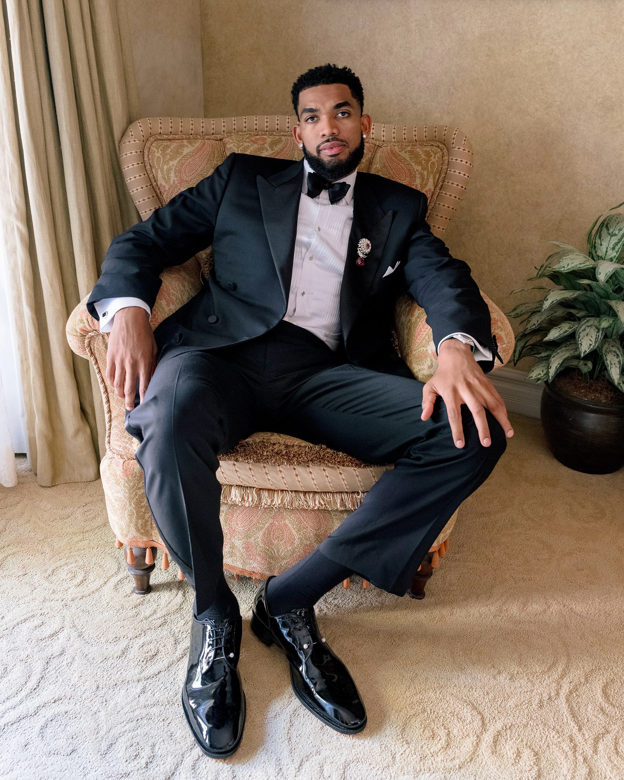 KARL ANTHONY TOWNS WORE PURPLE LABEL FOR HIS WEDDING (image 5)
