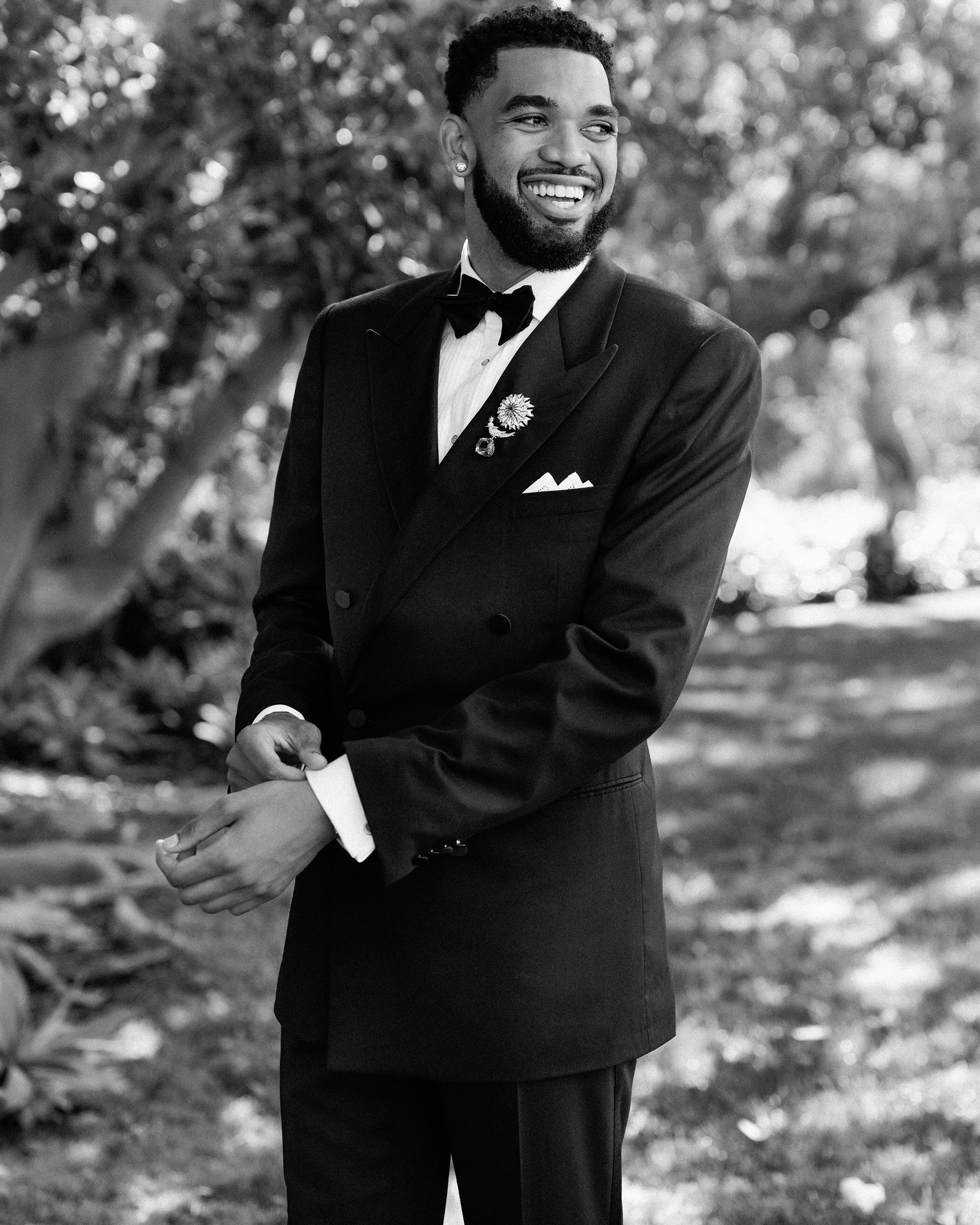 KARL ANTHONY TOWNS WORE PURPLE LABEL FOR HIS WEDDING (image 6)