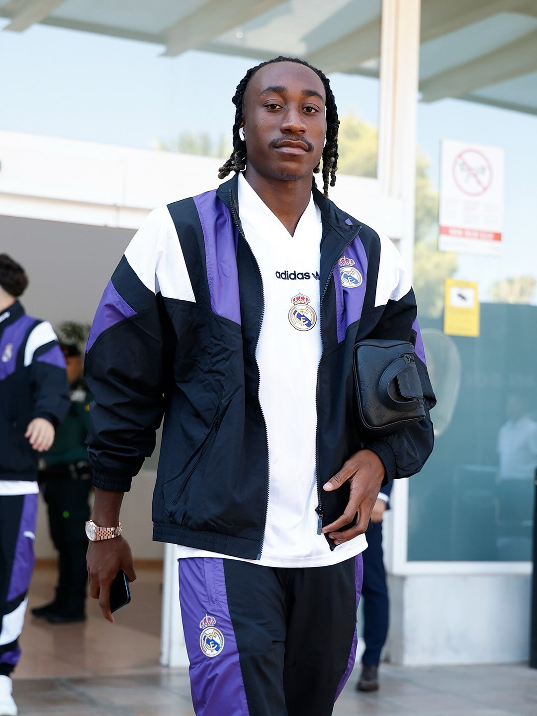 REAL MADRID LANDS IN ALICANTE TO FACE ELCHE AGAIN (image 3)