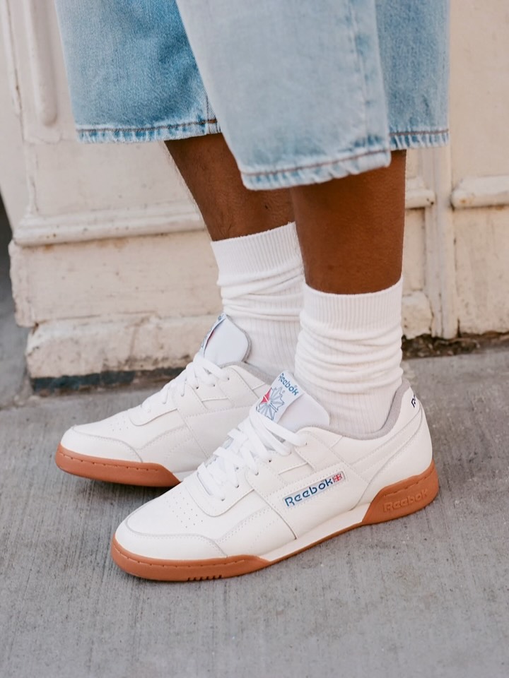 REEBOK CLASSICS RELAUNCH IN GARMENT LEATHER WITH KAROL G (image 2)