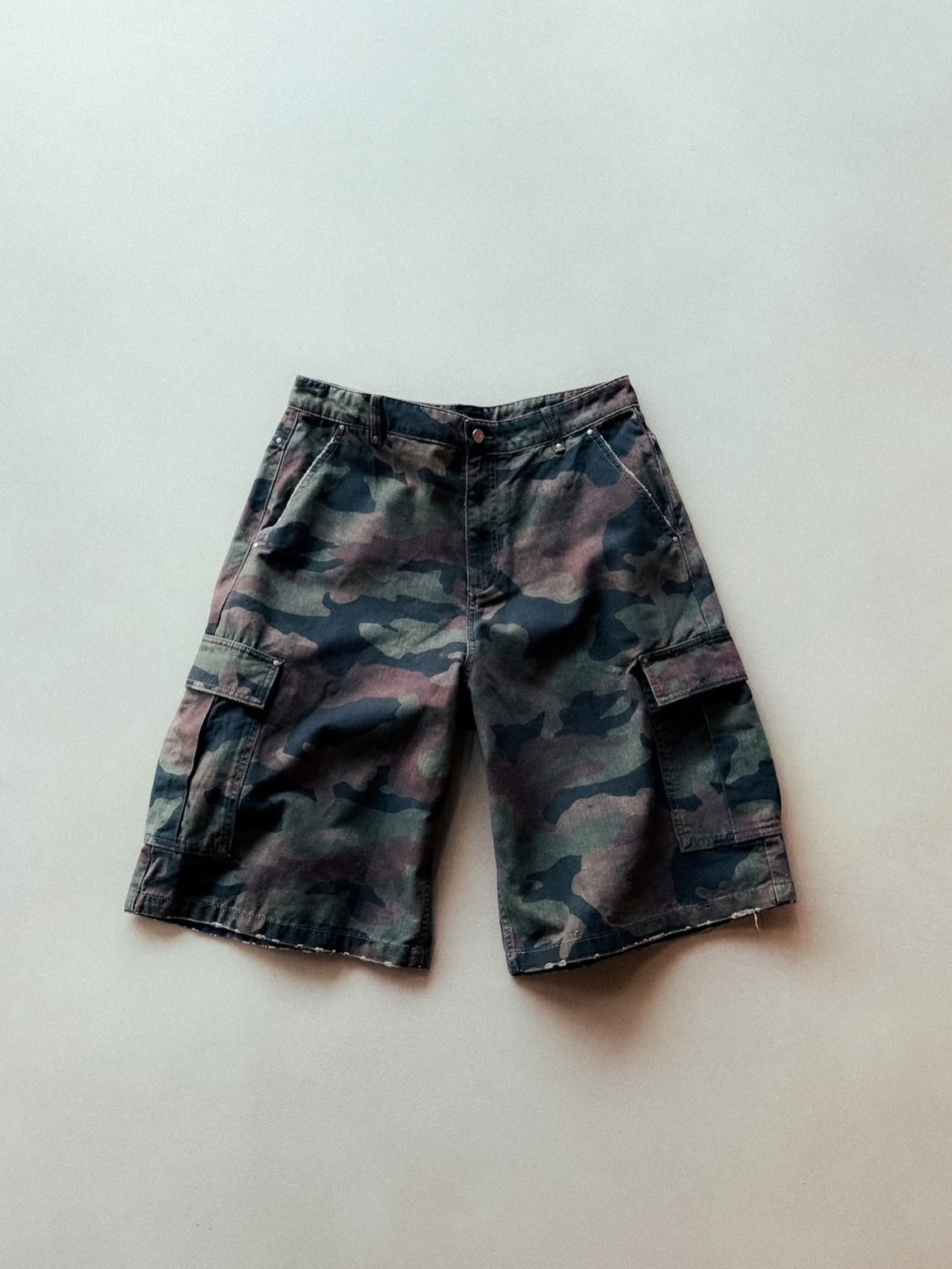 REPRESENT BRINGS BACK THE CAMO CARGO SHORT (image 3)