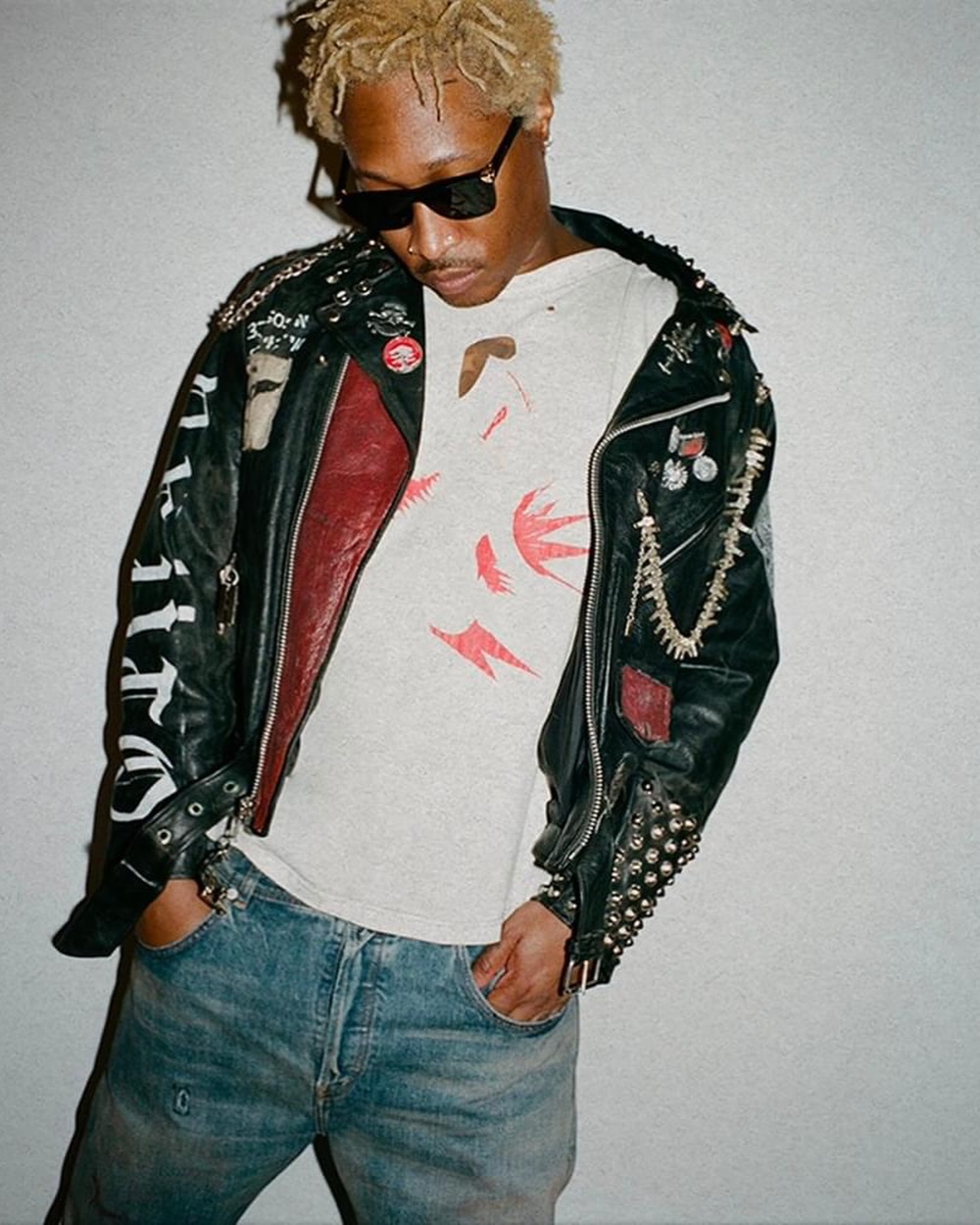 FUTURE'S THE REAL ME HAS 22 TRACKS AND NO FEATURES (image 2)
