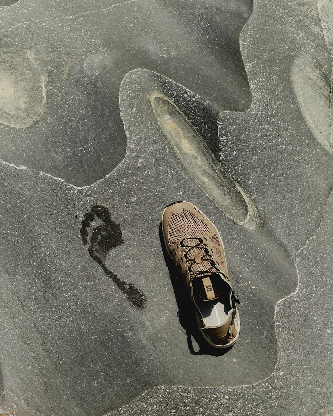 SALOMON SOLAMPHIBIAN IS BUILT FOR WATER AND LAND (image 8)