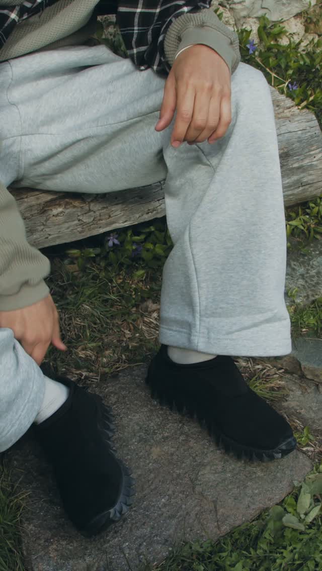 The Salomon Sportstyle Snowclog OG reissue in a suede winter slip on silhouette.