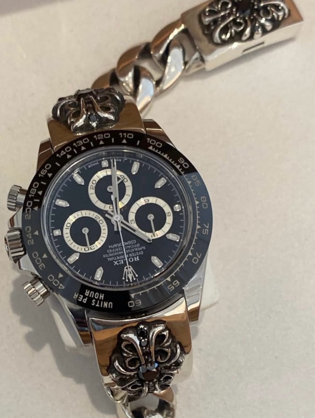 CHROME HEARTS ON A ROLEX DAYTONA IS NEVER OFFICIAL (image 8)