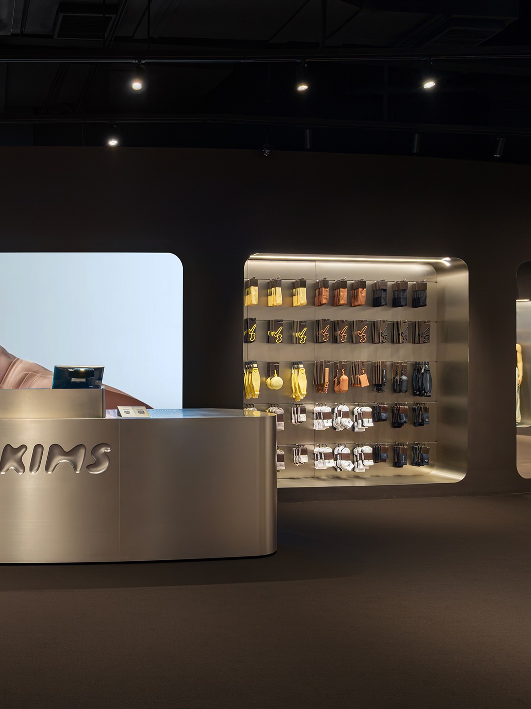 NikeSKIMS Opens on West Nanjing Road in Shanghai (image 3)