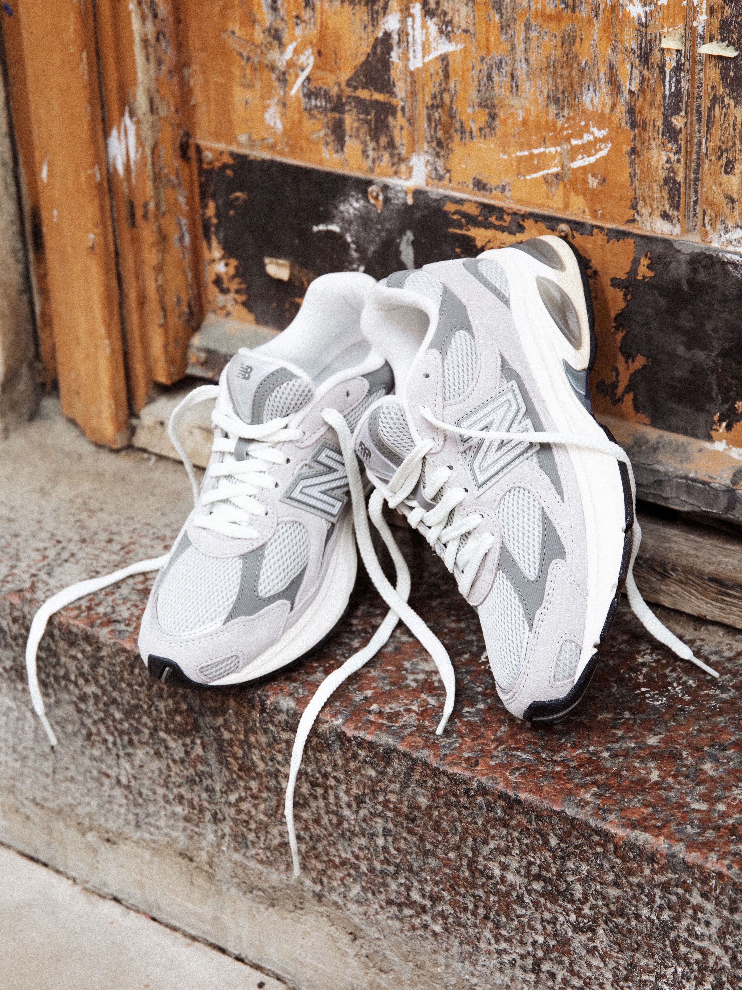 NEW BALANCE ABZORB 2010 RAINCLOUD AT $160 (image 3)
