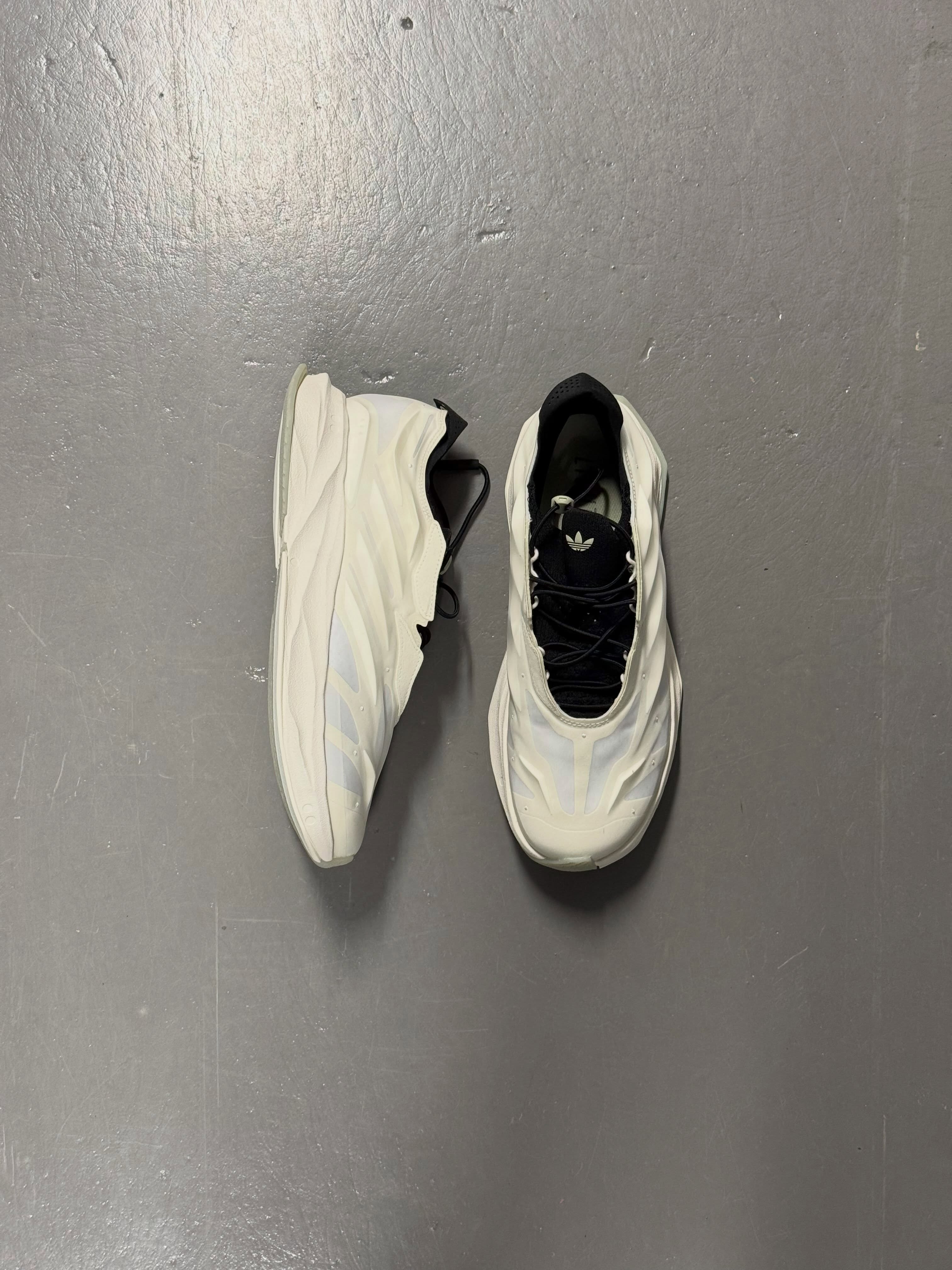 ADIDAS DROPS SIX NEW SILHOUETTES AT SNEAKERSNSTUFF (image 2)