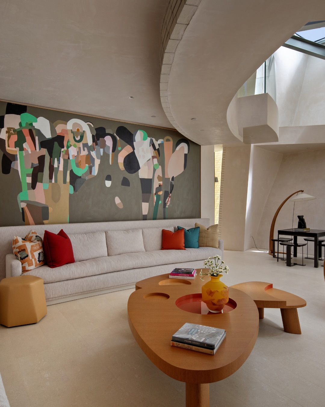 Frank Gehry's Last Home Bends Brick, Timber and Glass (image 5)