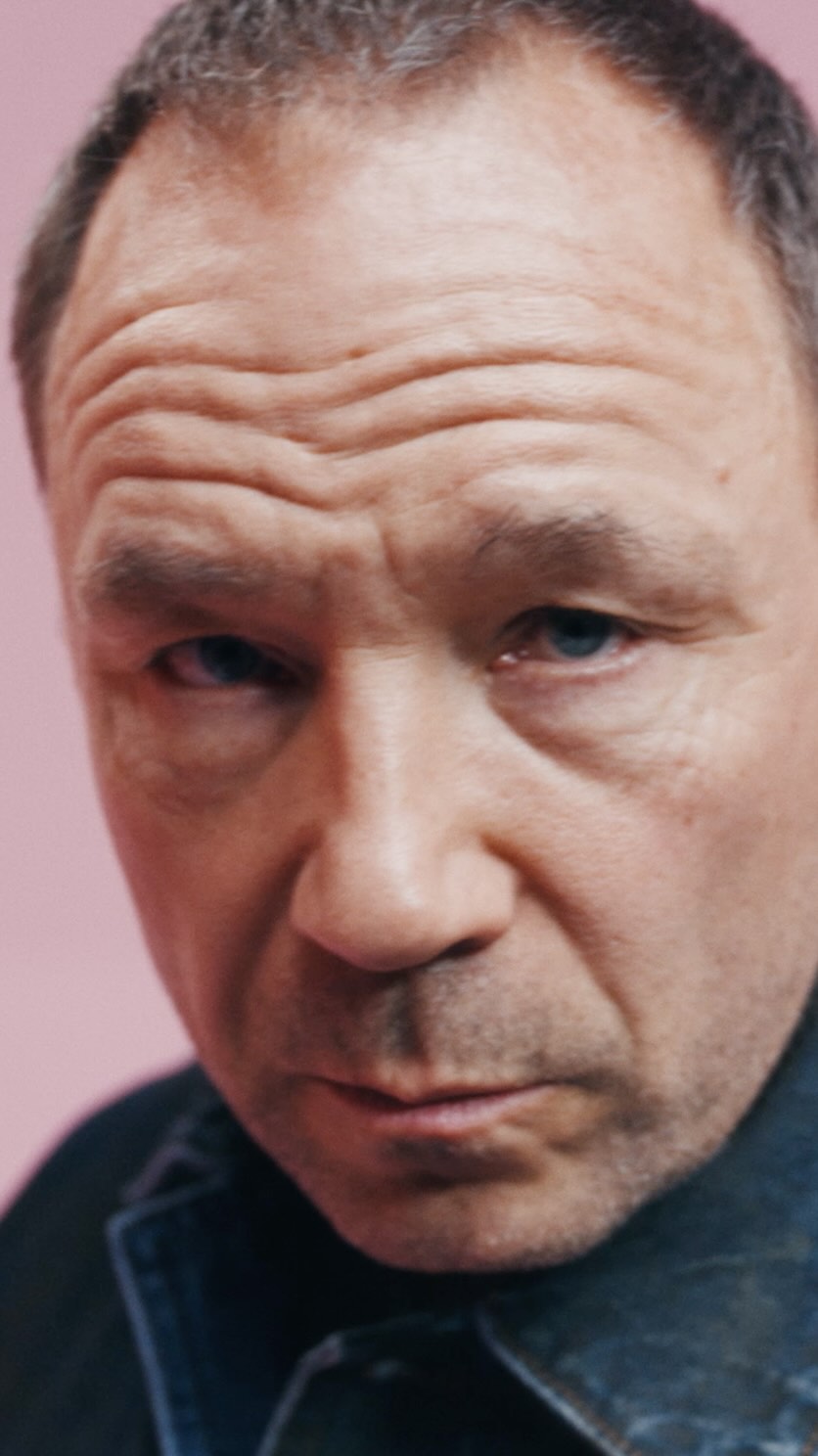 Stephen Graham in Stone Island's 4100006 Laser Pigment Indigo Denim coach jacket