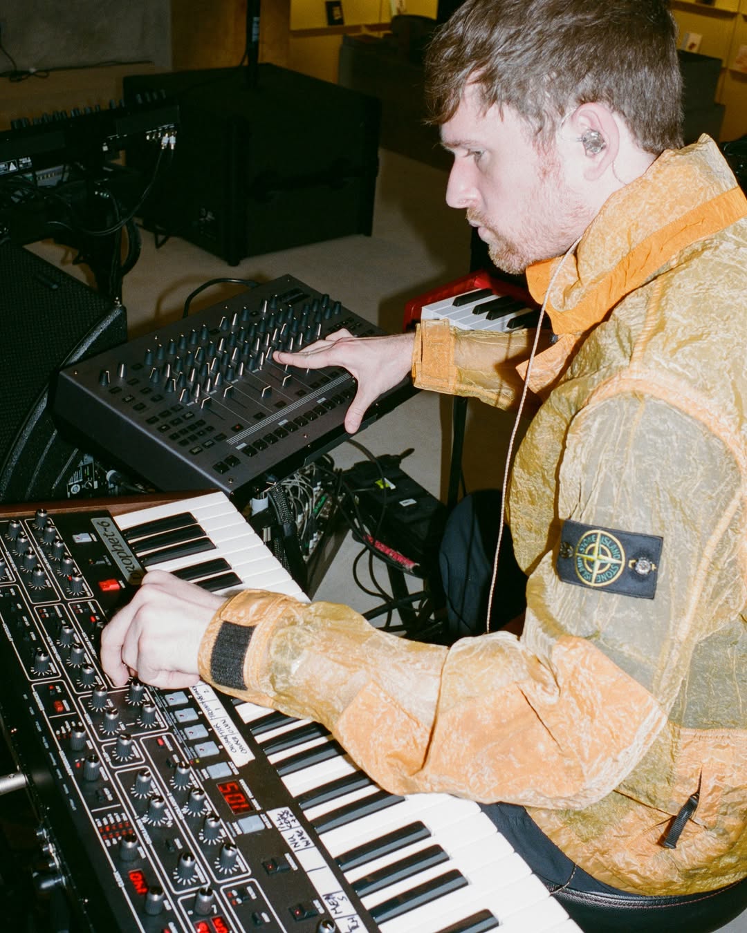 STONE ISLAND HOSTED JAMES BLAKE IN A DRAINED MILAN POOL (image 7)