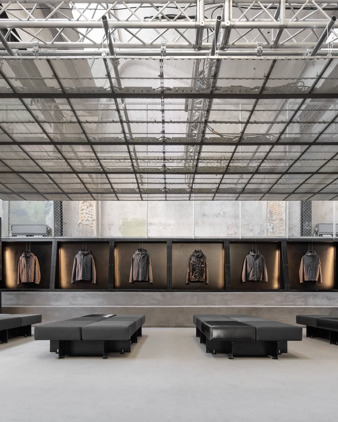 STONE ISLAND NO SEASONS AT MILAN DESIGN WEEK: PIOMBO AND PATIENCE