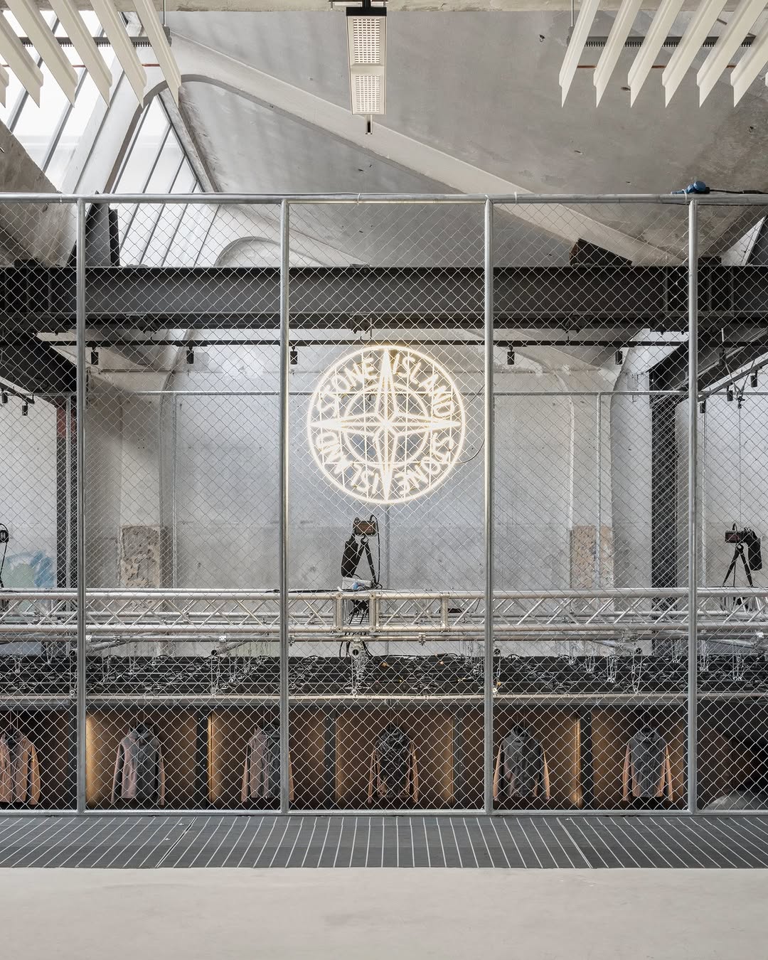 STONE ISLAND NO SEASONS AT MILAN DESIGN WEEK: PIOMBO AND PATIENCE (image 2)