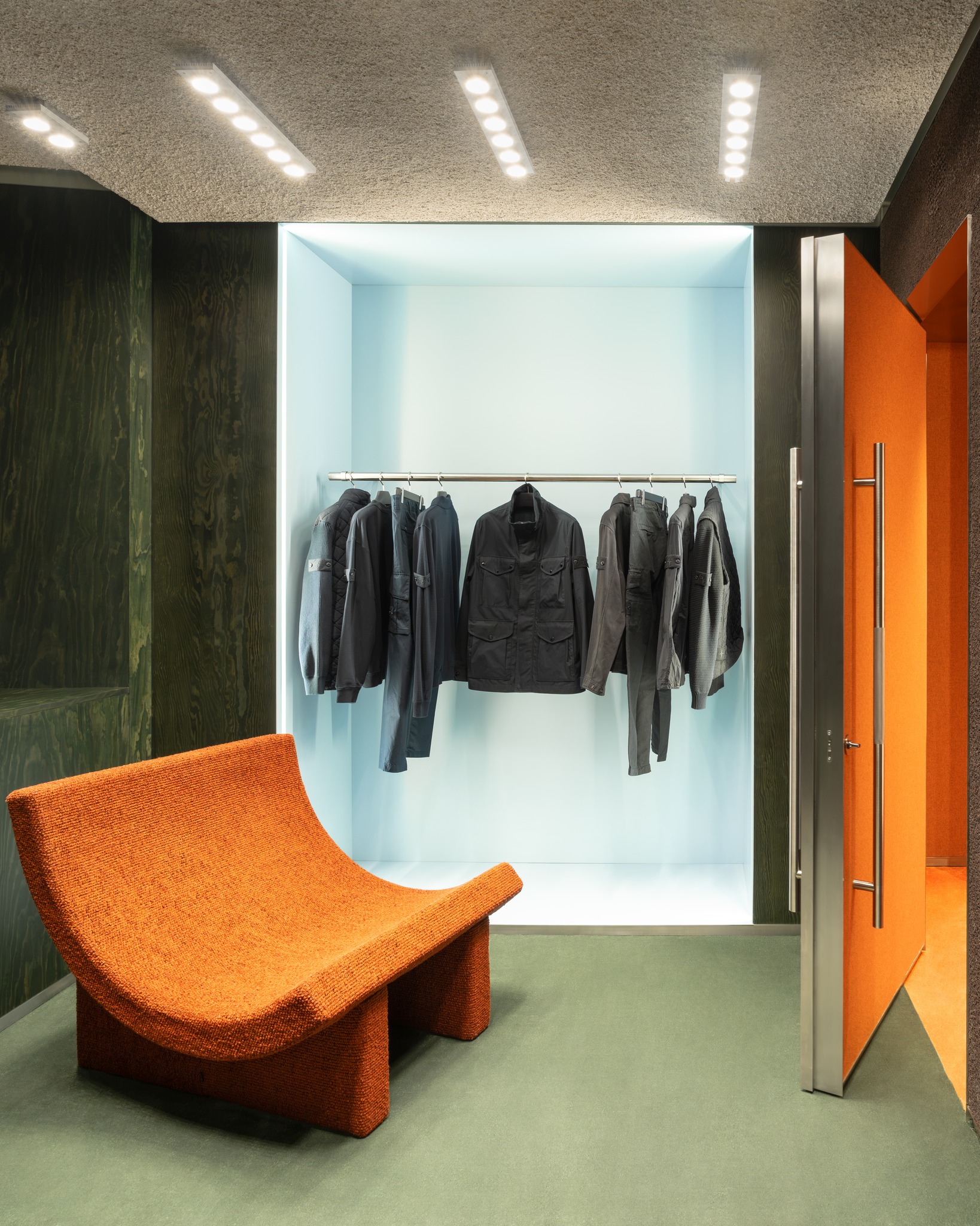 STONE ISLAND TURNS A ROME PALAZZO INTO ONE HYPERBLOCK (image 2)