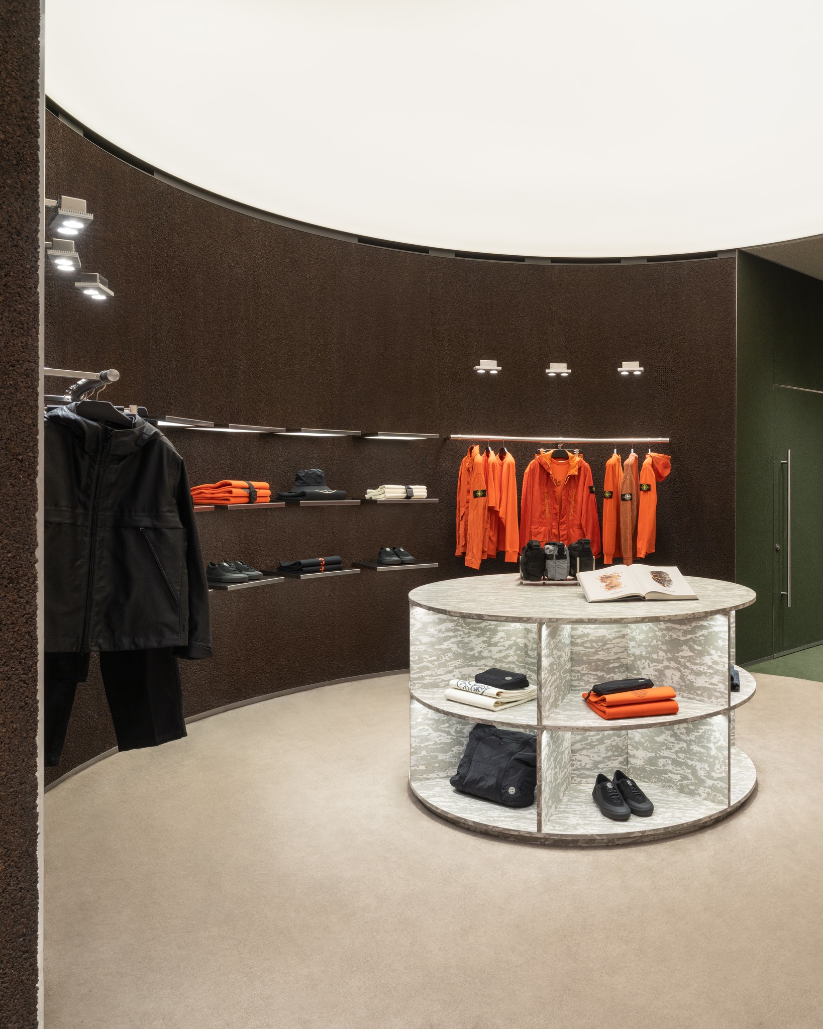 STONE ISLAND TURNS A ROME PALAZZO INTO ONE HYPERBLOCK (image 5)