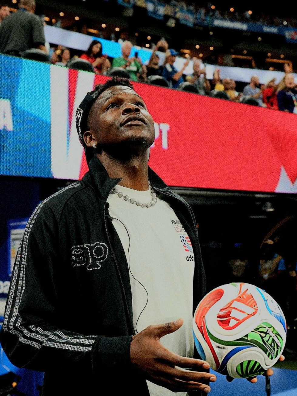 ANTHONY EDWARDS HYPES MESSI AFTER 3 2 COMEBACK WIN (image 2)
