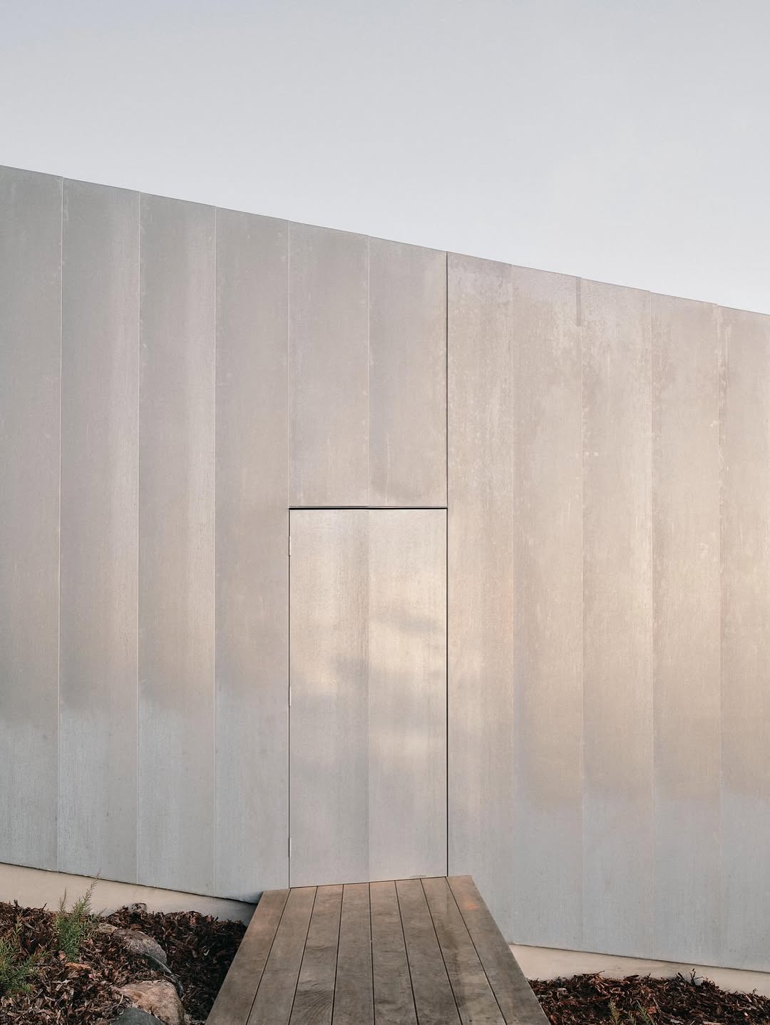 Type7's Mapleton House Uses Zinc, Silver Ash, and a Reason to Stay (image 5)