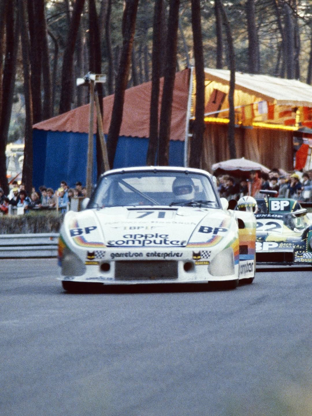 Dick Barbour's 1980 Porsche Wore Apple's Logo. Porsche Penske Ran It Back at Laguna Seca. (image 6)