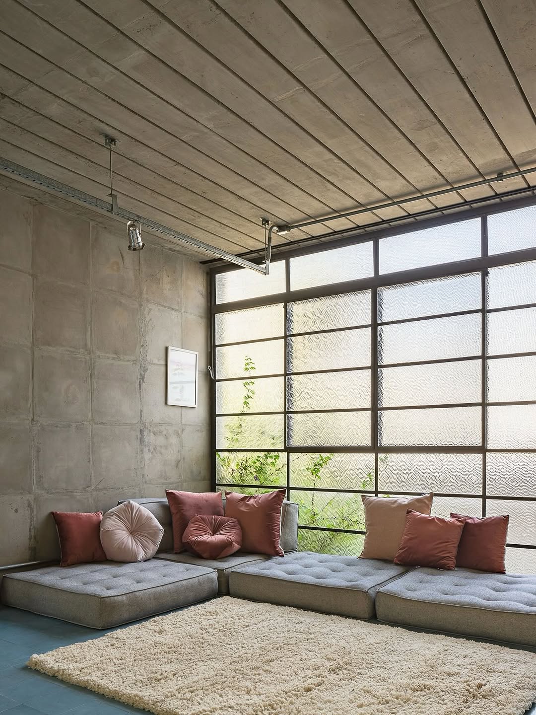 Type7 in São Paulo: A 5-Meter House Built for Filmmakers by 23 SUL (image 4)
