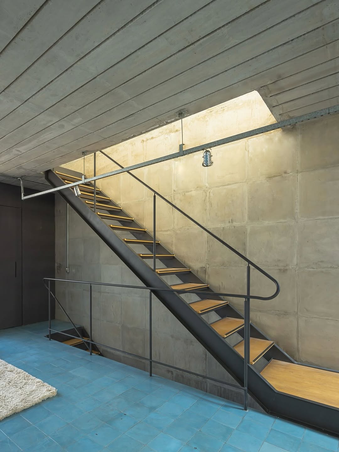 Type7 in São Paulo: A 5-Meter House Built for Filmmakers by 23 SUL (image 5)