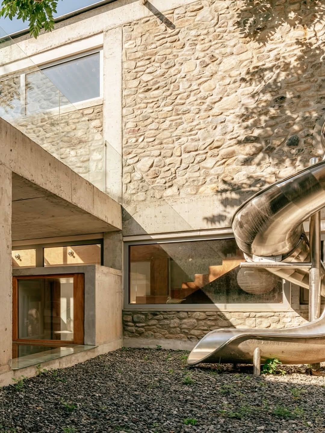 CHAOFFICE TURNED A BEIJING WASTELAND INTO A HOUSE WITH A SLIDE (image 6)
